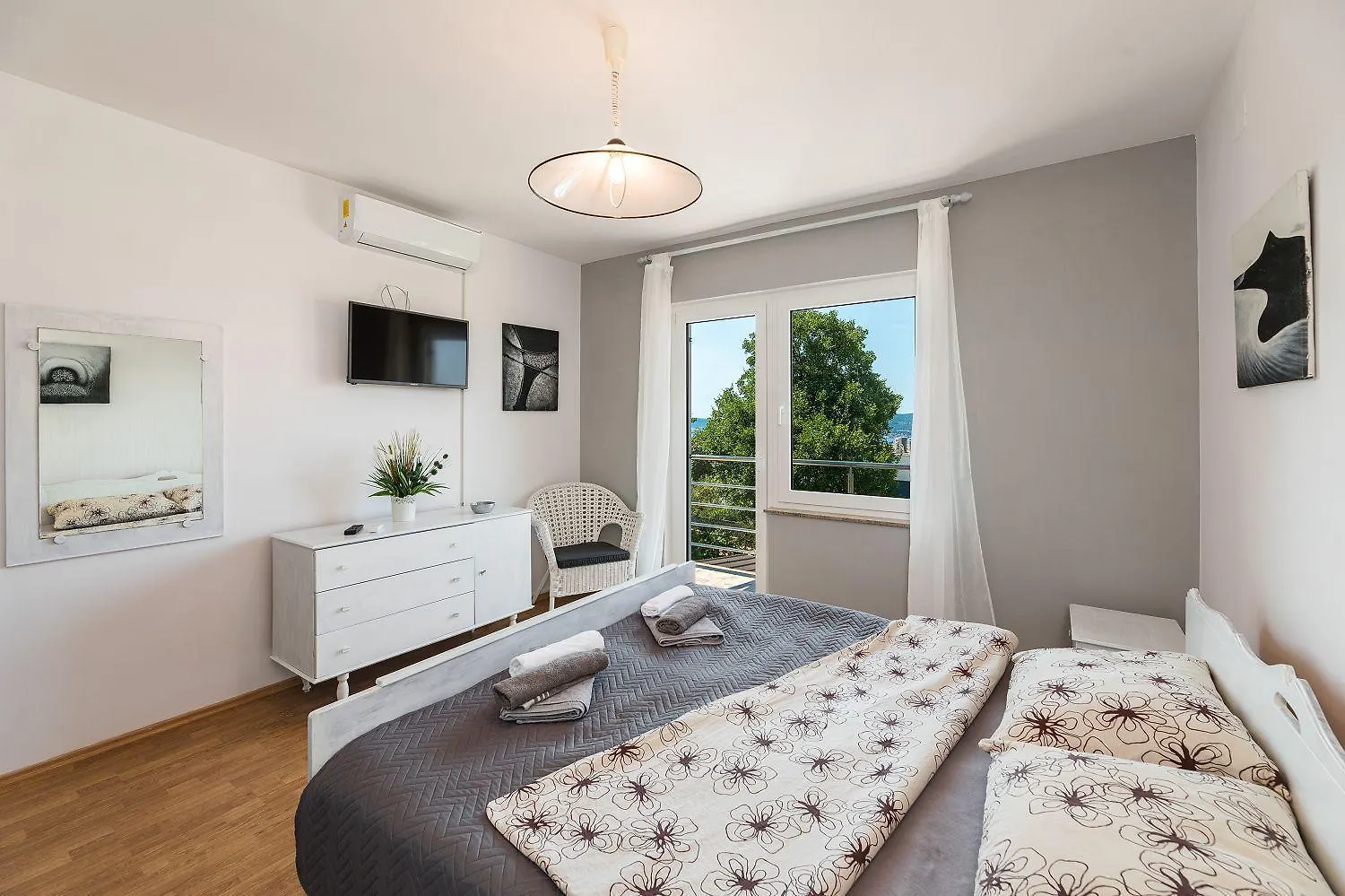 Reizendes Apartment Mit Meerblick, Privater Terrasse, Sonnenschutz, Waschmaschine Crikvenica Croatia