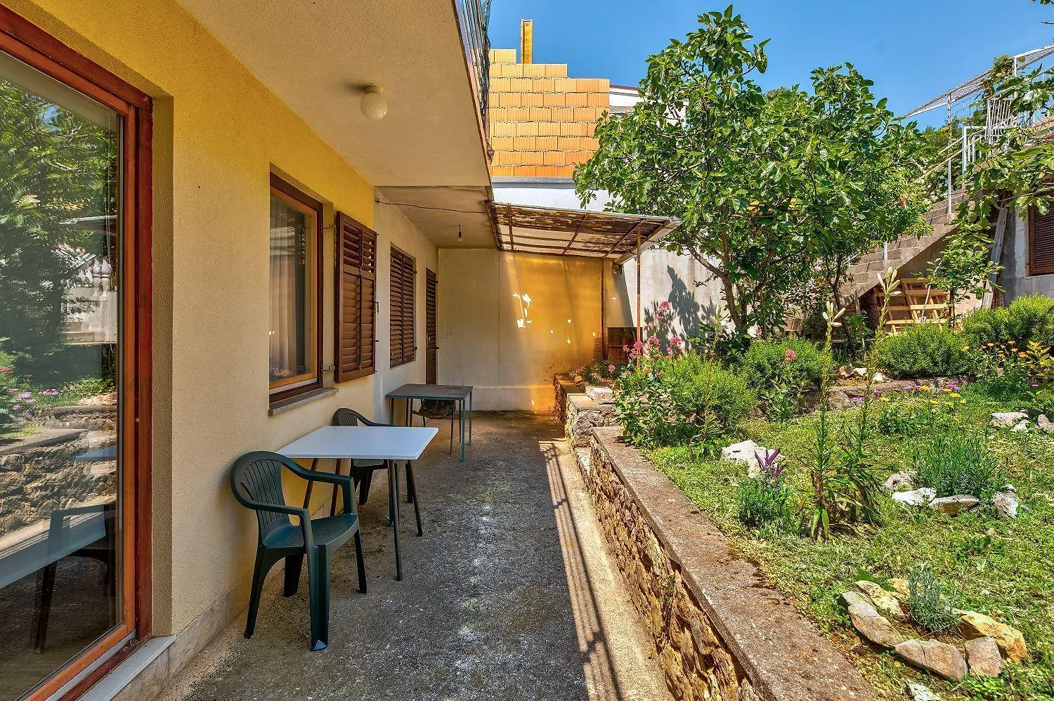 Reizendes Apartment Mit Meerblick, Privater Terrasse, Sonnenschutz, Waschmaschine Crikvenica