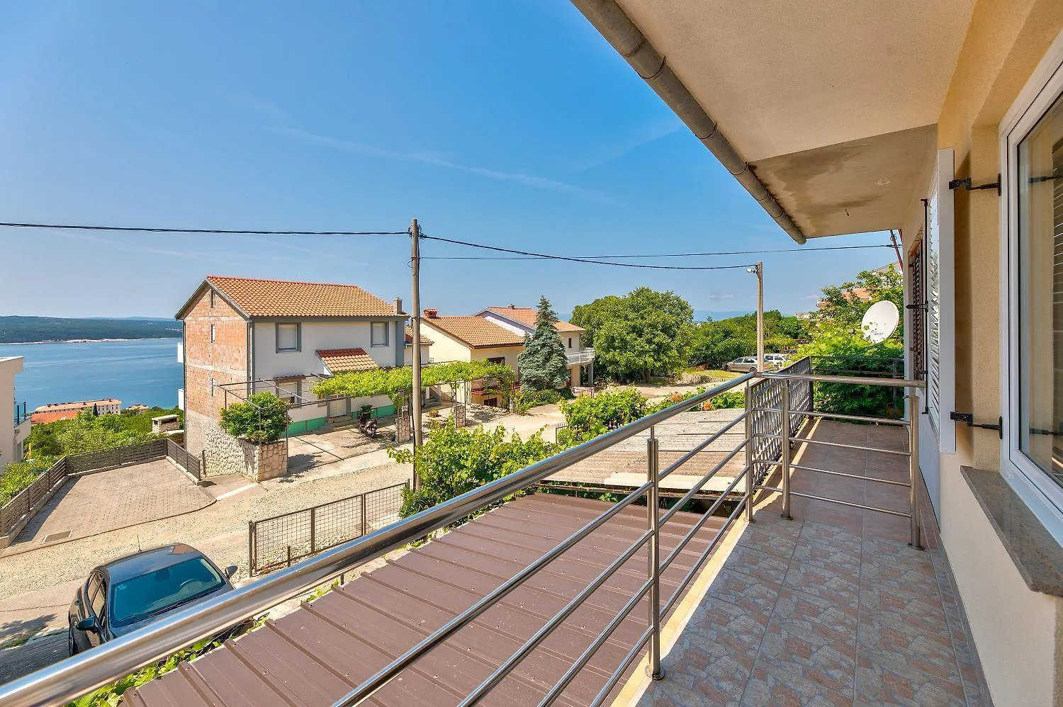 Reizendes Apartment Mit Meerblick, Privater Terrasse, Sonnenschutz, Waschmaschine Crikvenica 0*,  Croatia