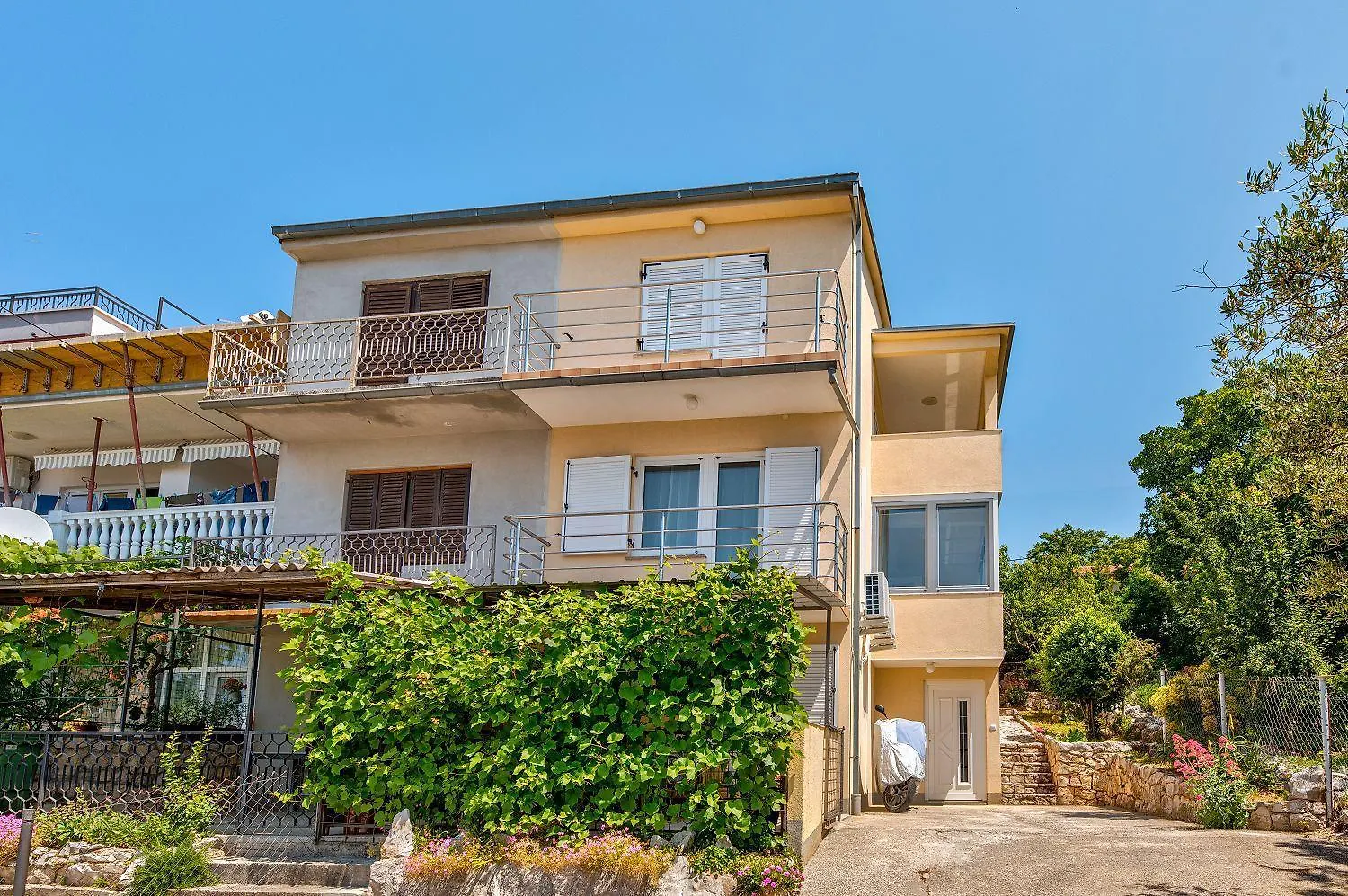 Reizendes Apartment Mit Meerblick, Privater Terrasse, Sonnenschutz, Waschmaschine Crikvenica Croatia